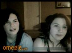 Omegle 2 girls flashing tits and asses, stickam videos 