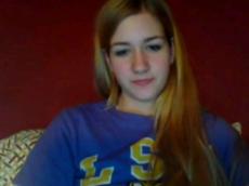 18yo girl plays with nipples